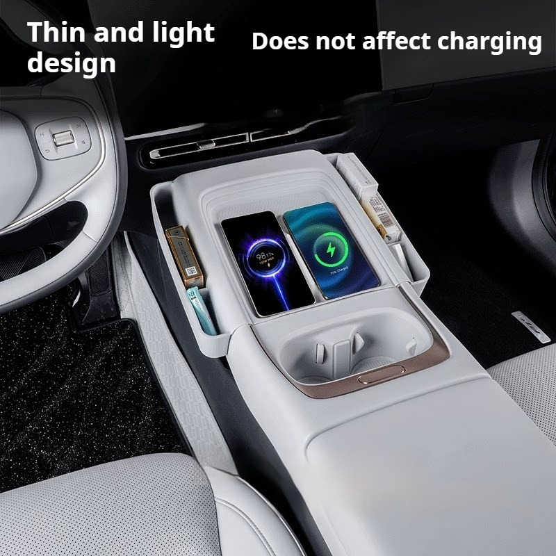 Xpeng P7 Plus センターコンソールワイヤレス充電 - Wireless Charging Pad のレビューと価格